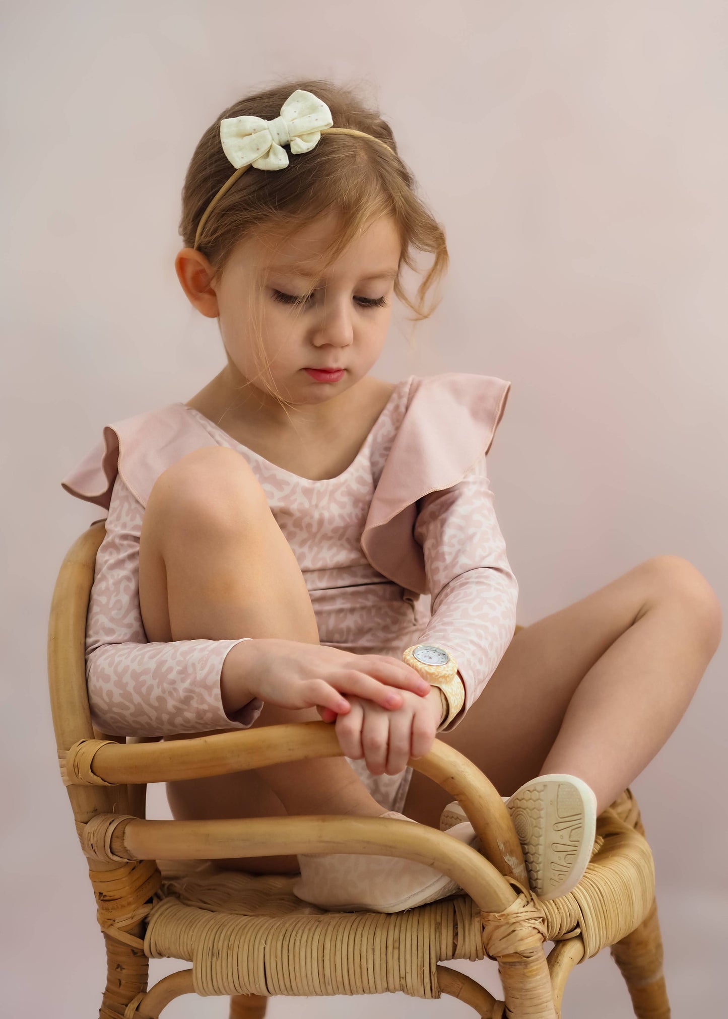 Mrs Ertha Little Bow Headband Petite Petals