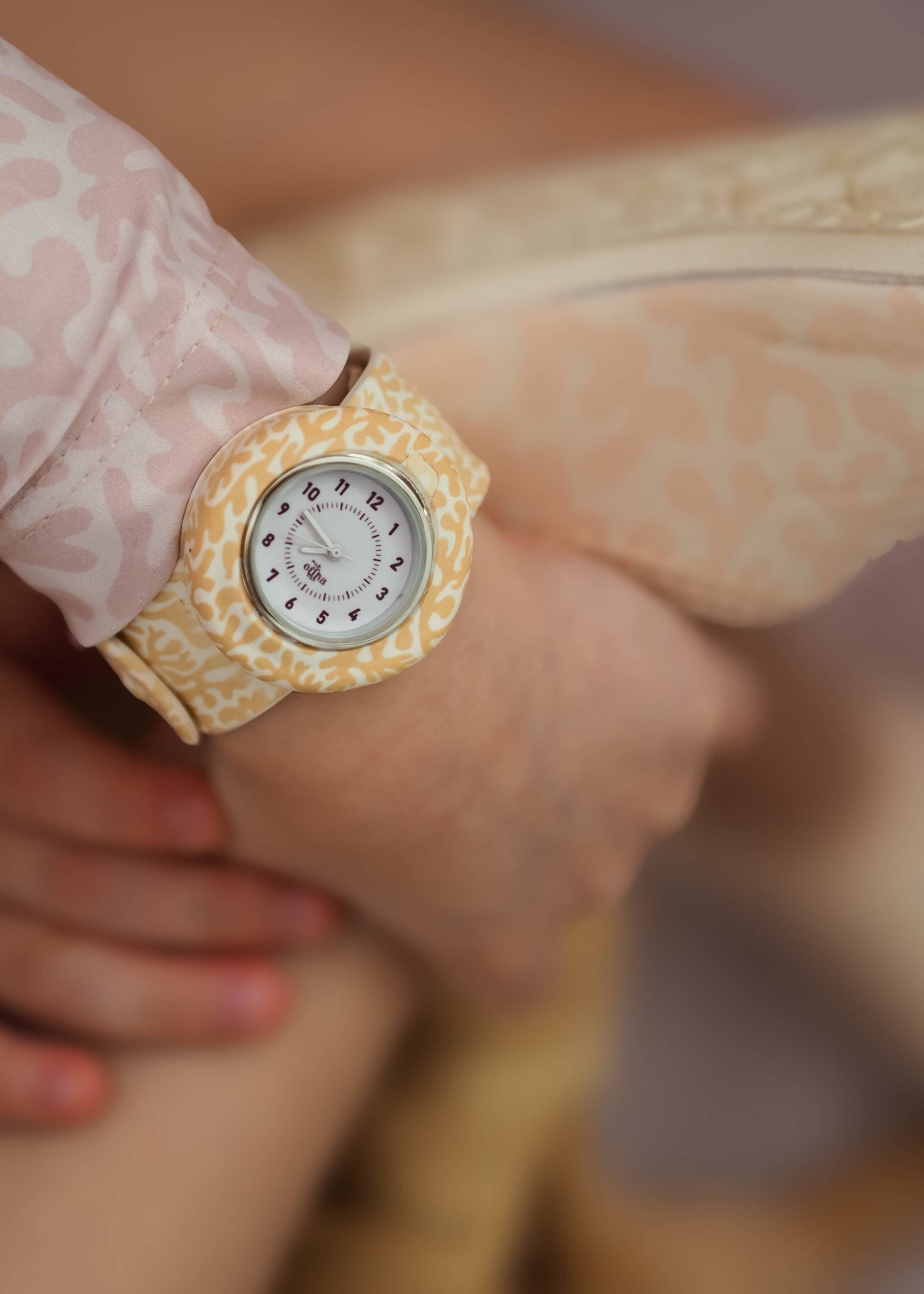 Mrs Ertha Strapies Watch Baby Bloom