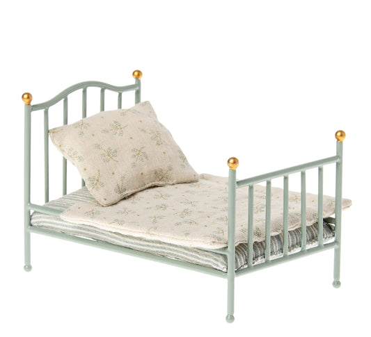 Maileg Vintage Bed Mint