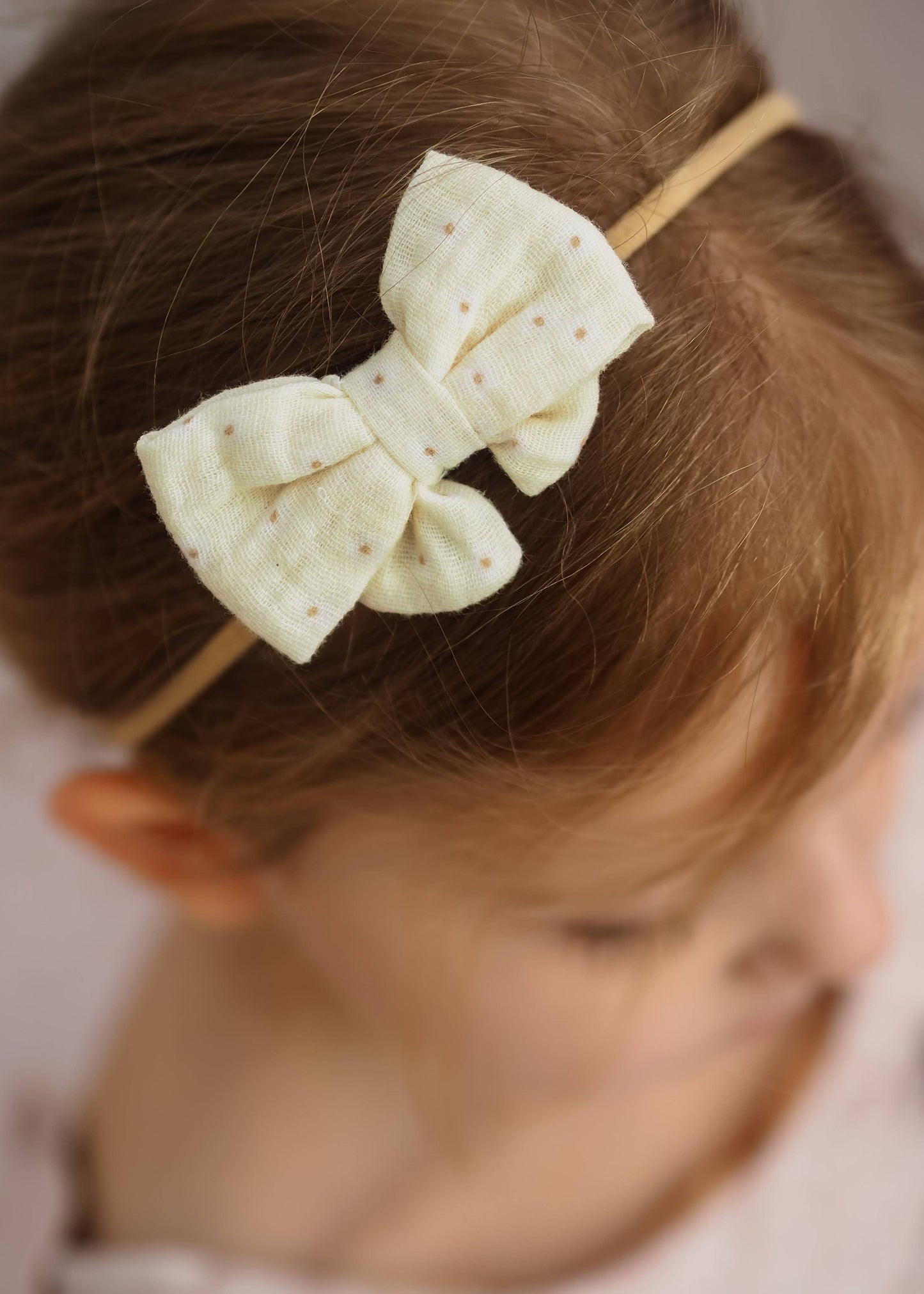 Mrs Ertha Little Bow Headband Petite Petals