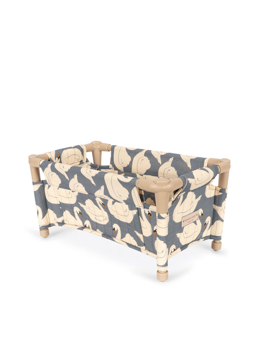 Konges Sløjd Doll Travel Bed Swan